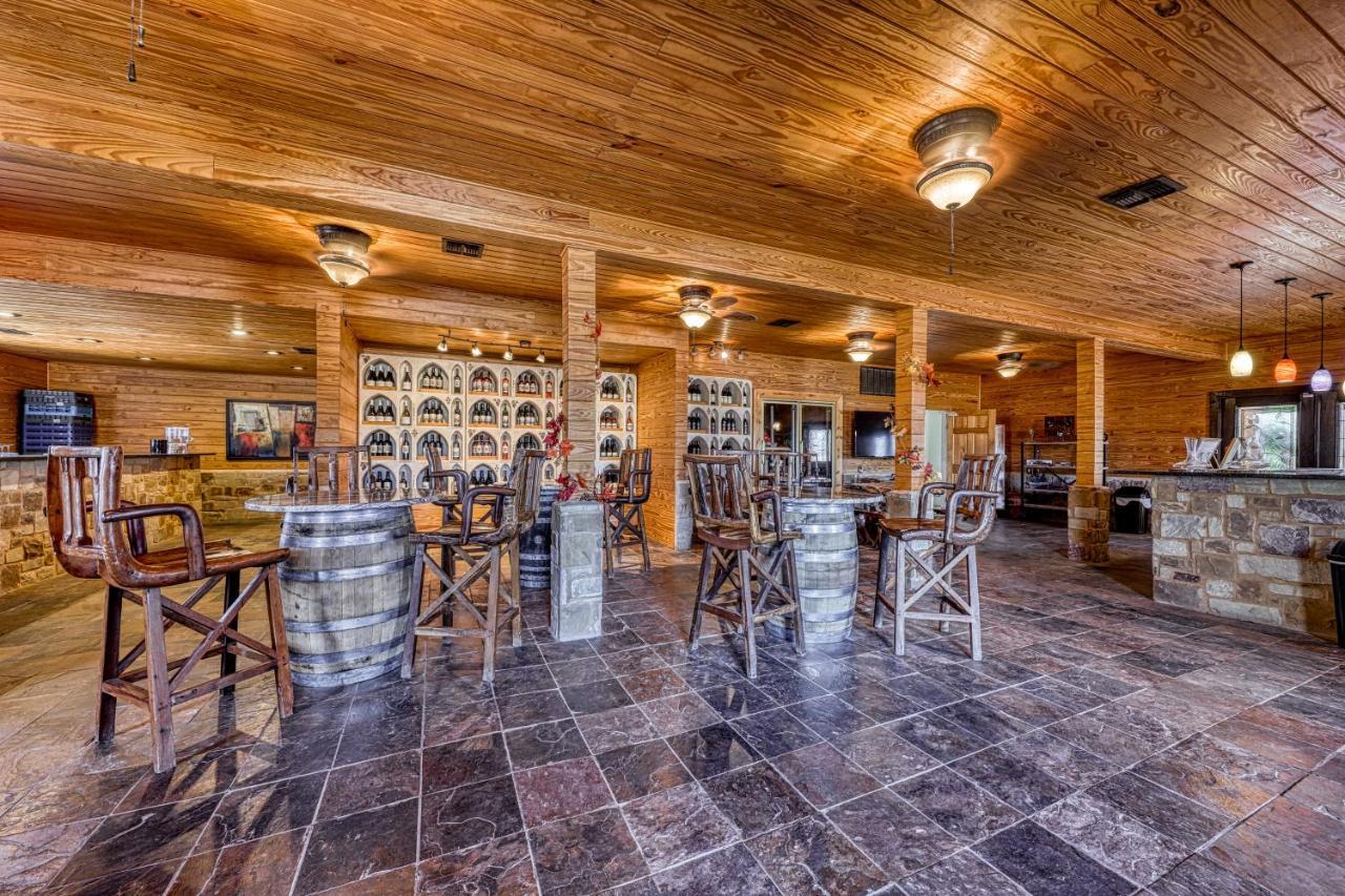 The Plum @ Mendelbaum Winery Guest Cabins Villa Fredericksburg Dış mekan fotoğraf